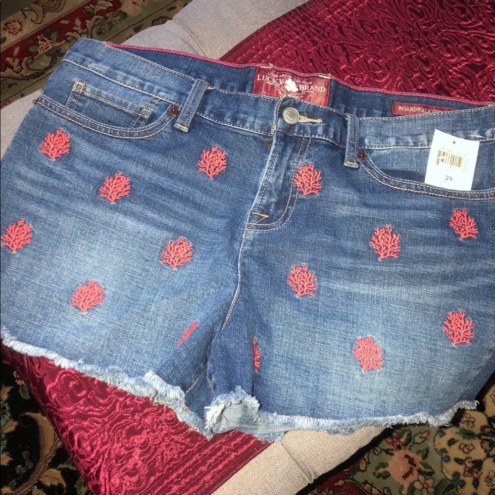 Lucky Cut off Shorts